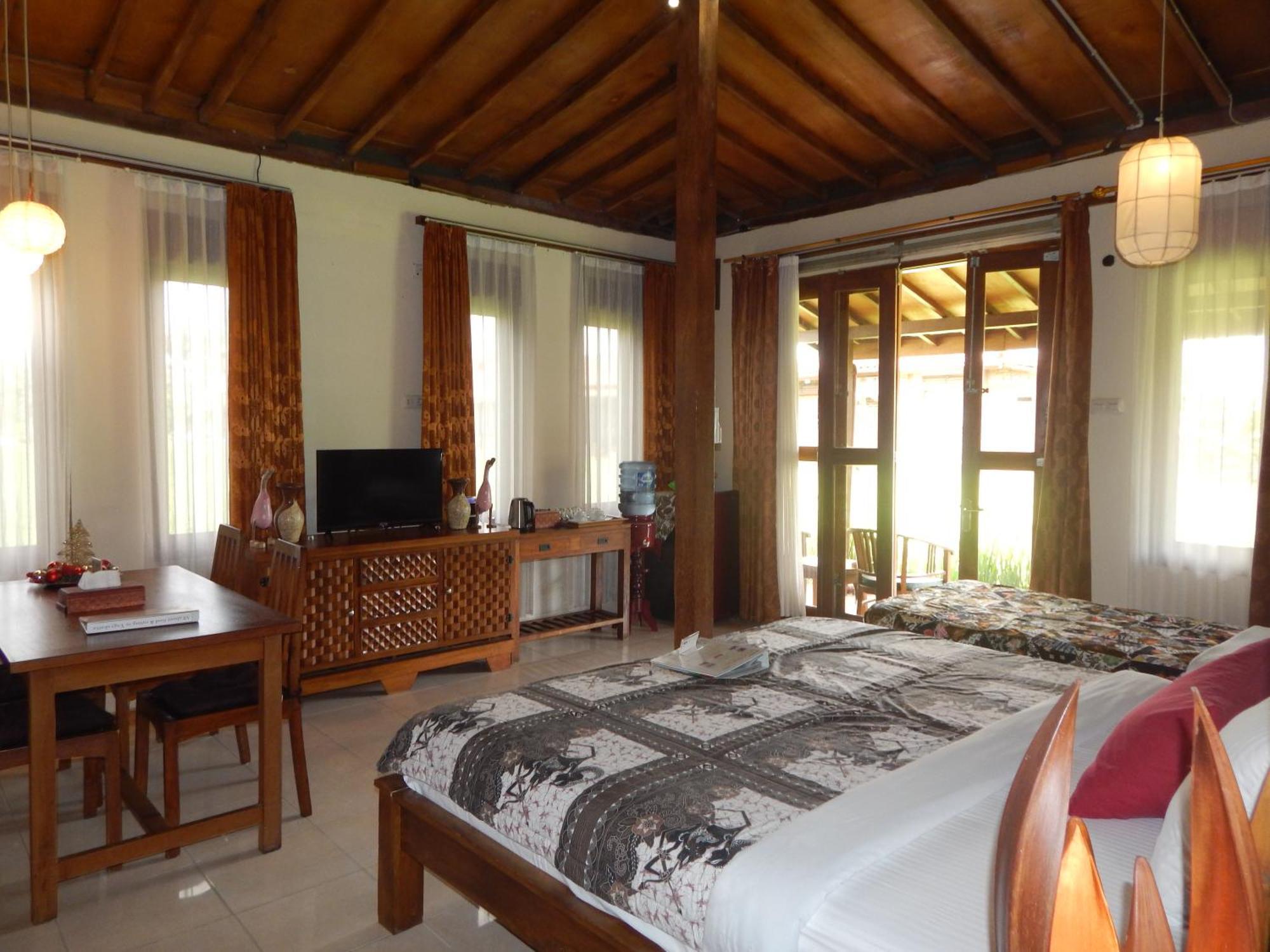 Alamanda Family Villas, Pool & Local Tours 日惹 外观 照片