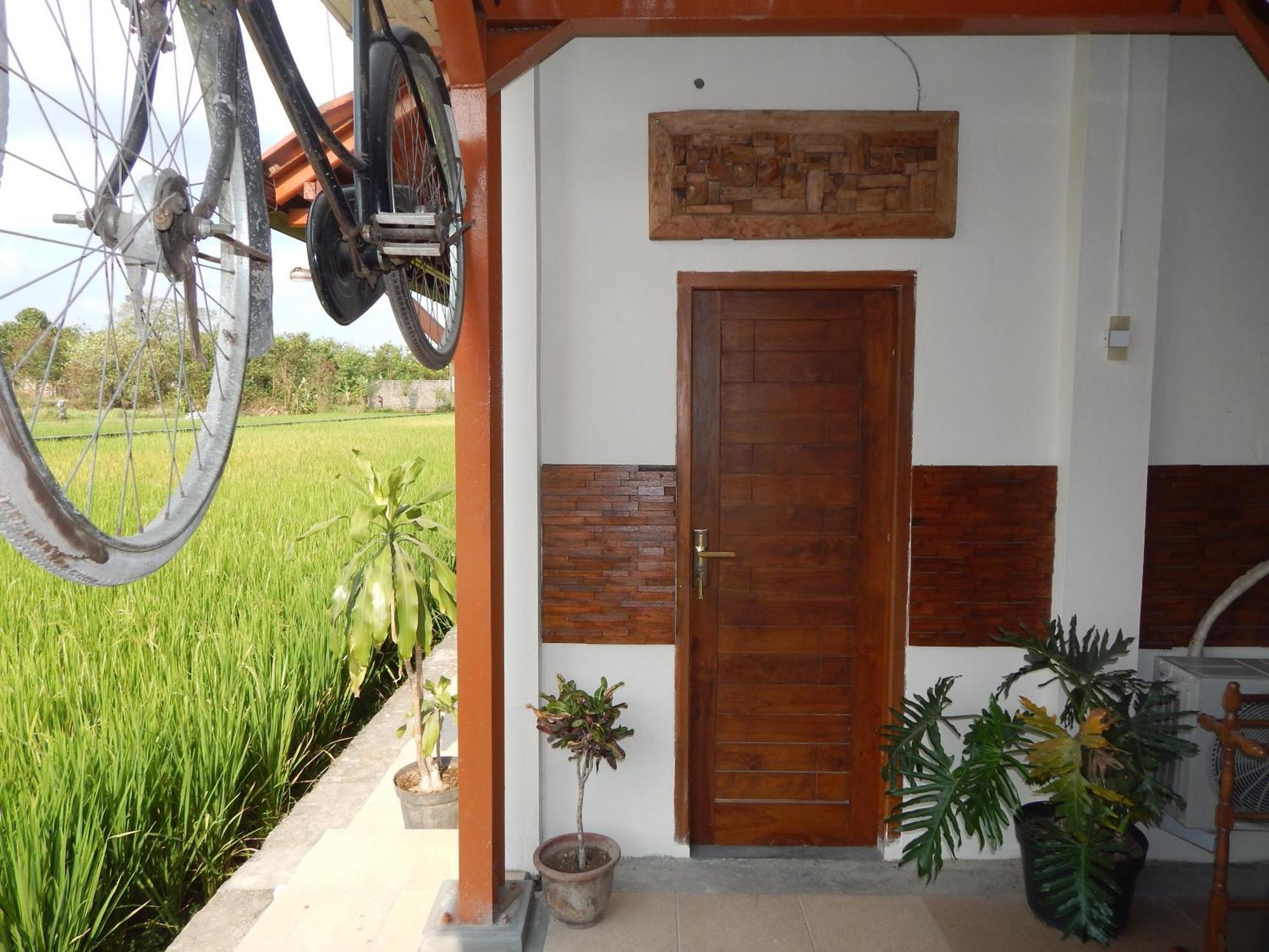 Alamanda Family Villas, Pool & Local Tours 日惹 外观 照片